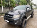 Rent For Toyota Hilux Doble Cab (4WD)