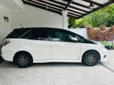 Rent Honda Fit shuttle Hybrid