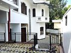 Residential 3 Storey House for Rent Battaramulla