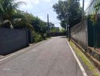 Residential land for sale in thalawathugoda