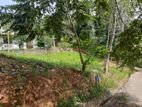 Residential land for sale in Uthuwankanda