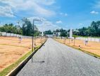 Residential Plots for Sale in Athurugiriya City