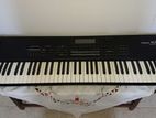 Rolan XP80 Keyboard