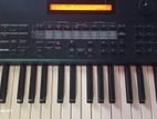 Roland XP 50 Keyboard