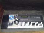 Roland XP 50 Keyboard