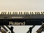 Roland XP 80 Keyboard