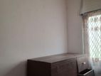 Room for A Lady Bambalapitiya