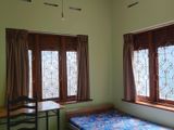 Room for Girls Rent in Nugegoda