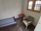 Room for Rent Iriyawetiya