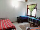 Room for Rent Girl in Nugegoda