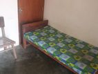 Room For Rent in Athurugiriya