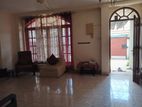 Room For Rent In Ratmalana