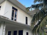 Room for Rent in Waikkala - Lady