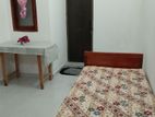 Room for Rent only Girls Nugegoda