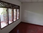 Room to rent in Wellampitiya (for boys only)