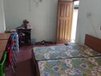 Room with 3 Beds for Rent Girls Colombo 05