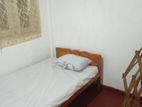 Rooms in Pepiliyana for working gents