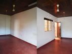 Rooms available for Ladies at Ratmalana