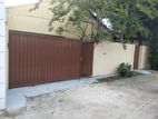 Rooms for Rent in Dehiwala – only Girls
