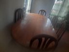 Round Dinning Table with Chairs