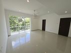 Royal - 03 Bedroom Unfurnished Apartment for Sale in Rajagiriya (A5457)