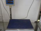 Royal electric scale