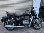Royal Enfield Classic 2024