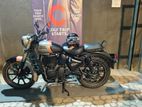 Royal Enfield Classic 350 2025