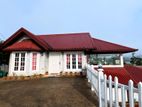 Royal Hotel-A Beautiful Bungalow near Gregory Lake