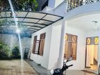 (RR255) Three-Level House For Rent In Dehiwala