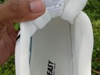 Running shoe