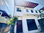 (S1107) Two Storey House For Sale in Thalawathugoda