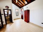 (S1353) House Third Floor Unit for Rent in Kotte, Madiwela