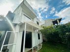 (S187)-Double Storey House for Sale in Baththaramulla