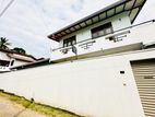 (s260) 2 Story House for Sale in Battaramulla Robert Gunawardhana Rd