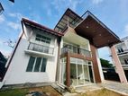 S265 New Luxury Two Story House for Rent Battaramulla R/gb Rd
