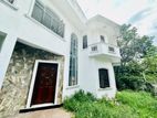 (S266) Furnished Luxury 3 story house Rent Battaramulla R/Gb Rd