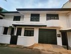 (S301) Bambalapitiya Newly Refurbished Upstair House for Rent
