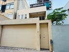 (S308 )Luxury 7.5 perches 2 story house for sale in Bambalapitiya.