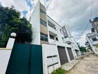 (S325) 03 Story House for Sale in Colombo 07