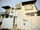 (S330) Three-story Luxury house for sale in Hokandara