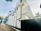 (S425) Luxury 2 Story House for Sale in Kiribathgoda Town