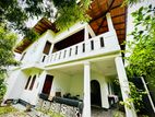 (S640) Two Storey House for Rent in Thalawathugoda