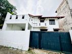 (S643) Two Storey House for Sale Thalawathugoda, Akuregoda Lake Rd