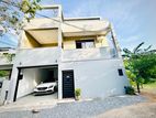 (S673) 2 Storey Full Furnished House for Sale in Lake Rd, Pelawatta