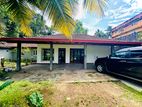 (S753) 20 Perch Land with Single Story House for Rent in Battaramulla