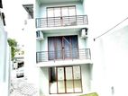 (S763) Three Storey House for Rent in Thalangama, Battaramulla
