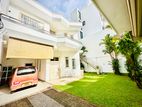 (S825) Two Storey Luxury House for Sale in Gothami Road, Borella