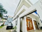 (S854) Brand new 7bed three story house for sale in Dehiwala 
