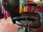 Saloon Chair with Wahl Hair Clipper